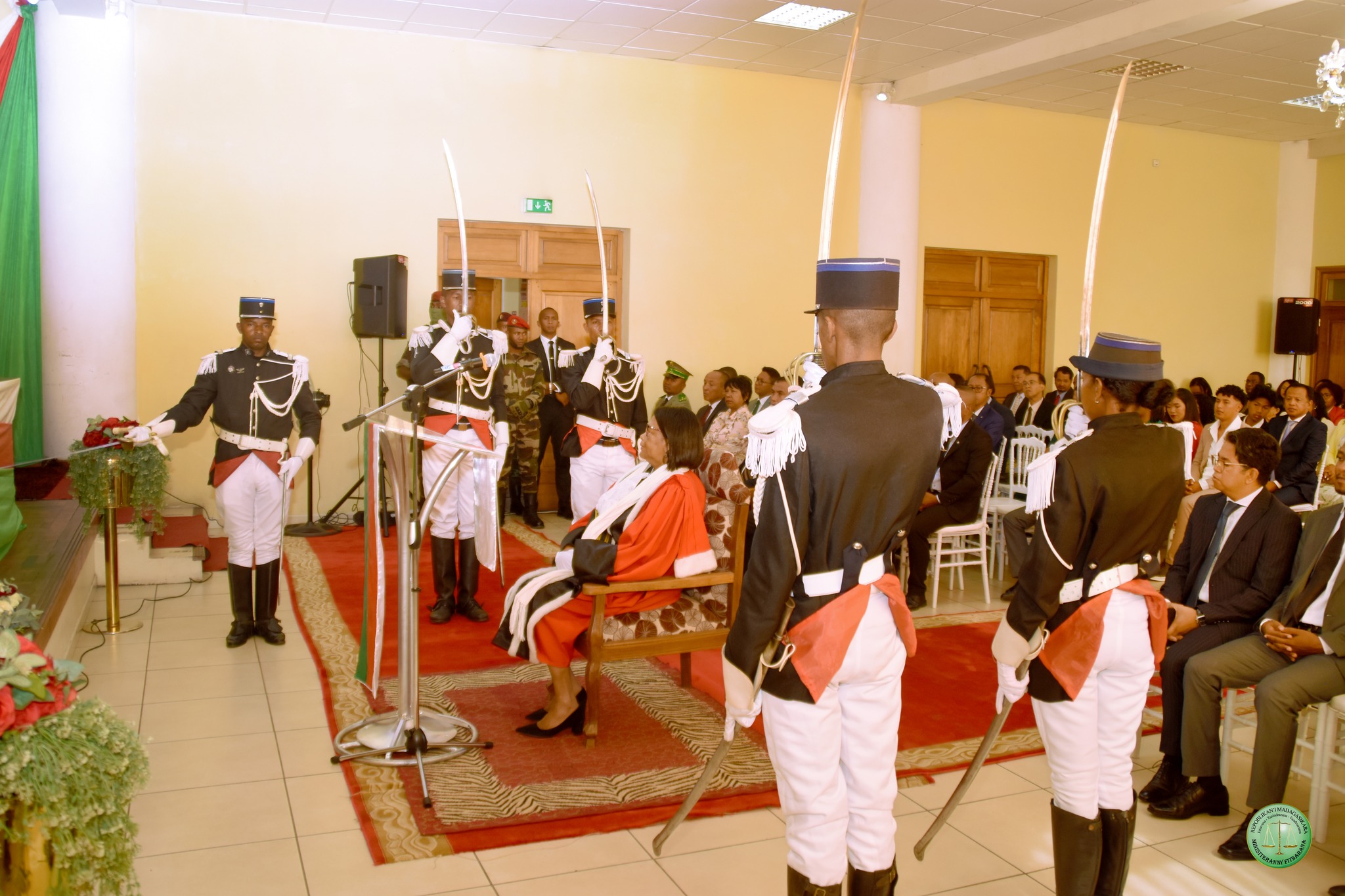 Lanonam-pitsarana nanatanterahana Fiainianana.