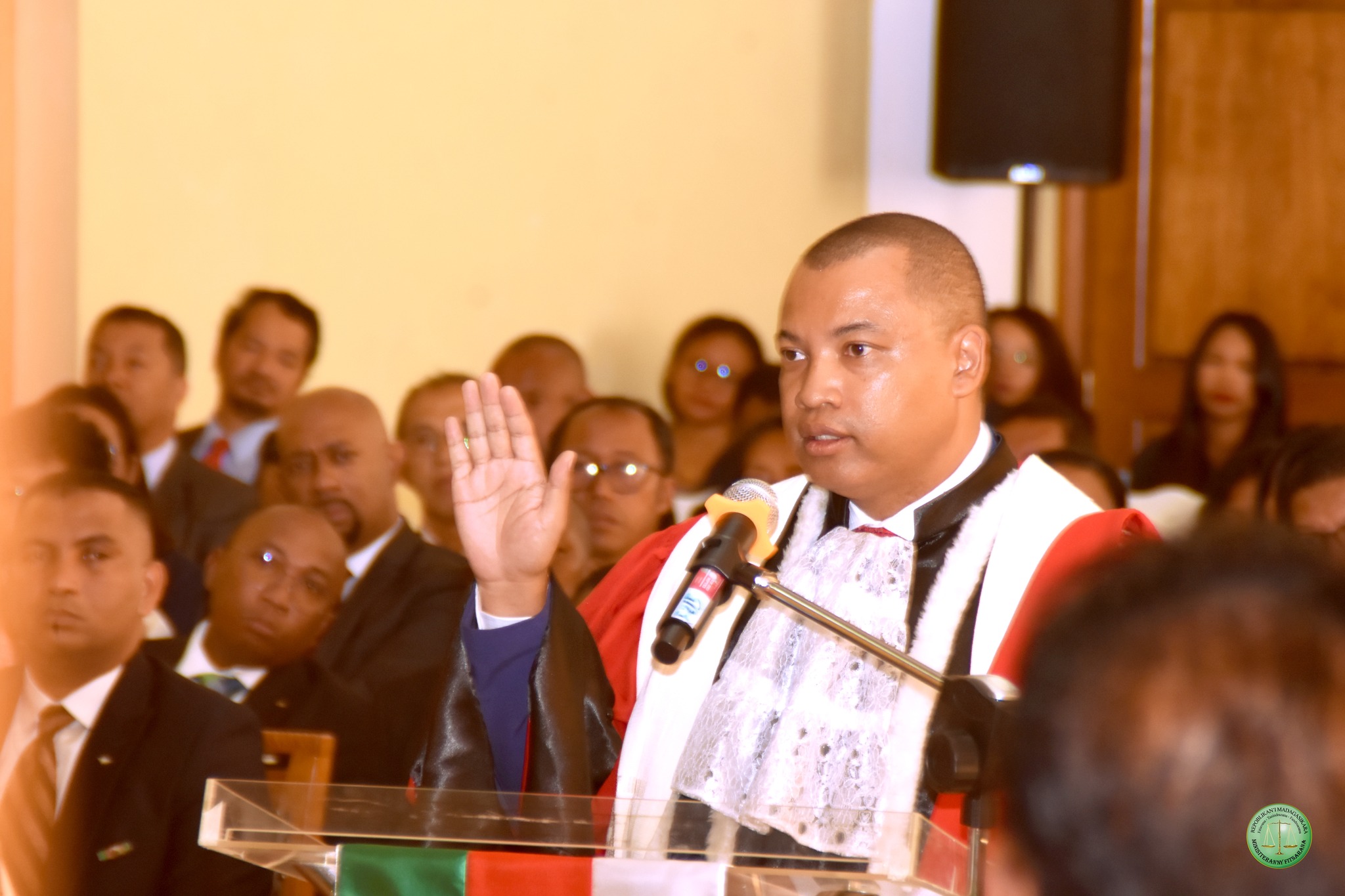 Lanonam-pitsarana nanatanterahana Fiainianana.