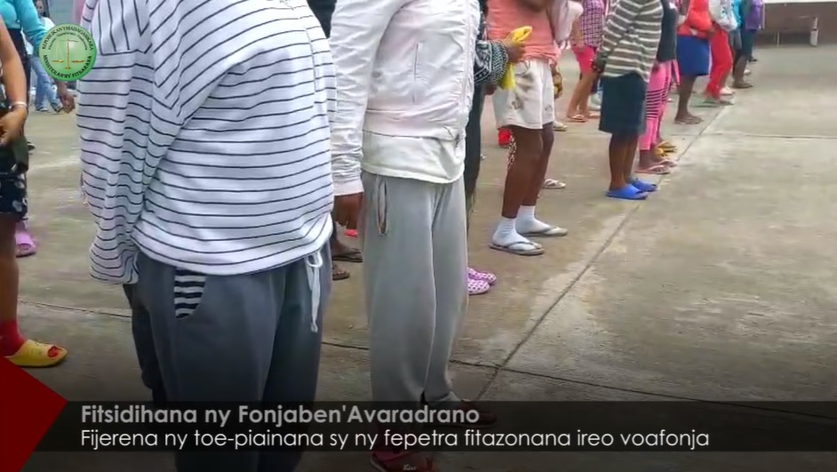 Fitsidihana ny fonjaben'Avaradrano.