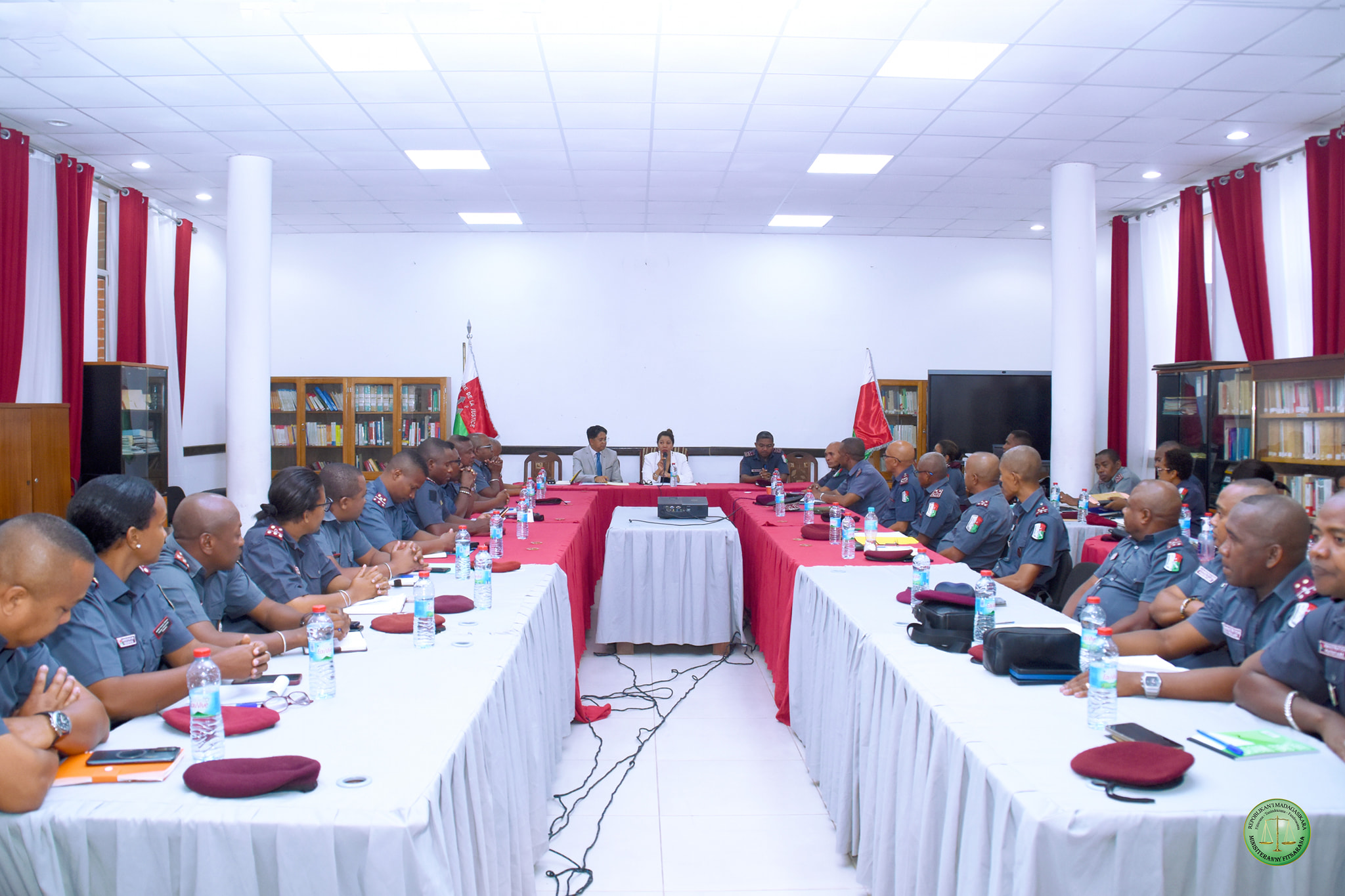 FIVORIAMBEN'NY TALEM-PARITRY NY FANDRAHARAHANA NY FONJA