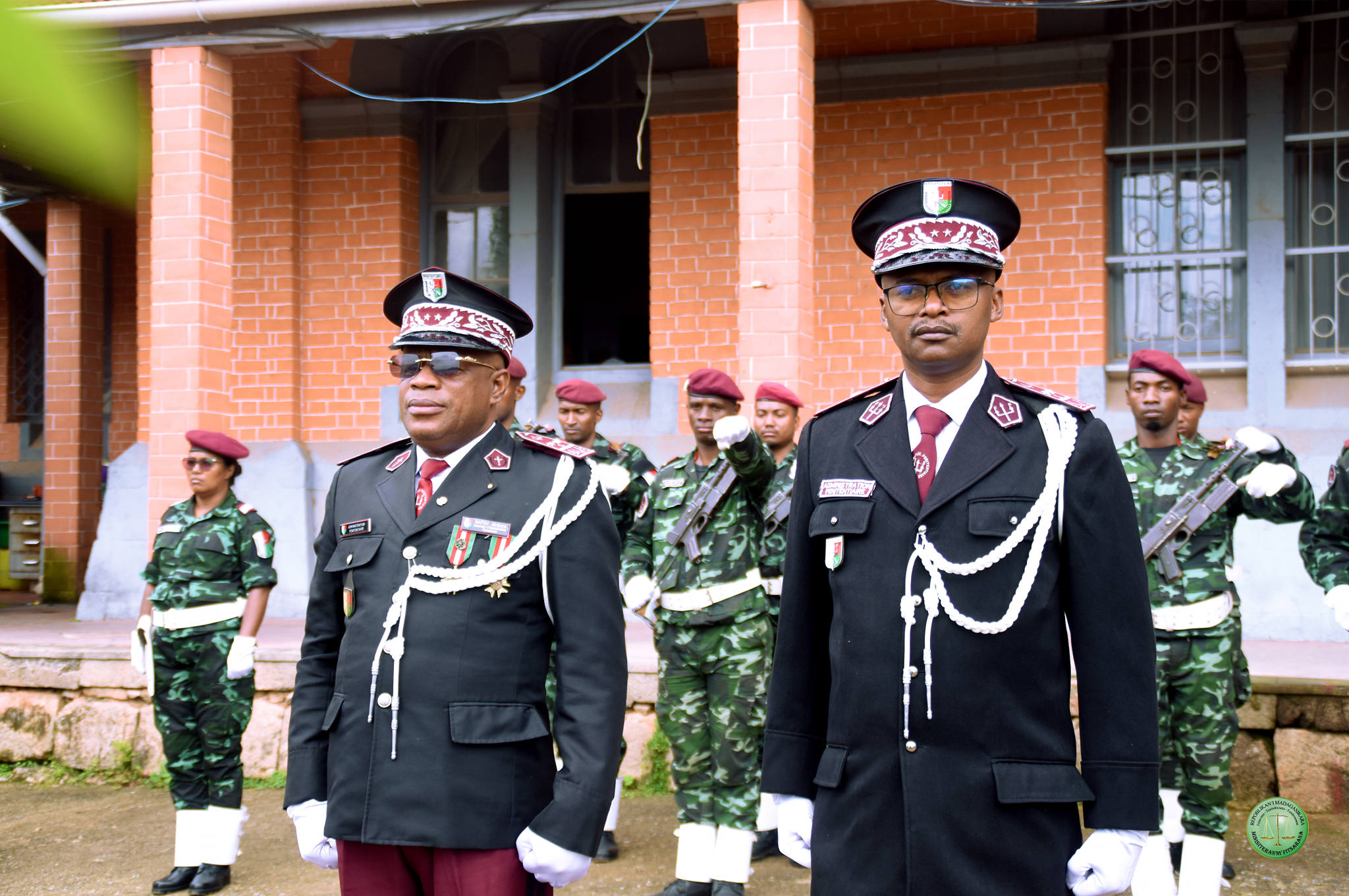 LANONANA FANOLORANA GALONA TEO ANIVON'NY FANDRAHARANA NY FONJA